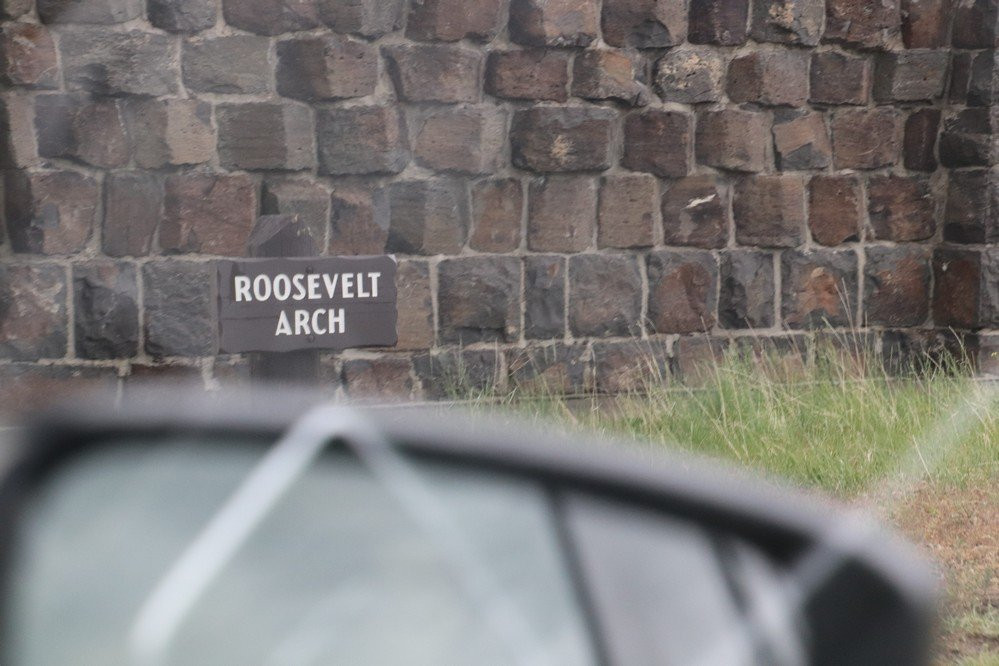 Roosevelt Arch景点图片