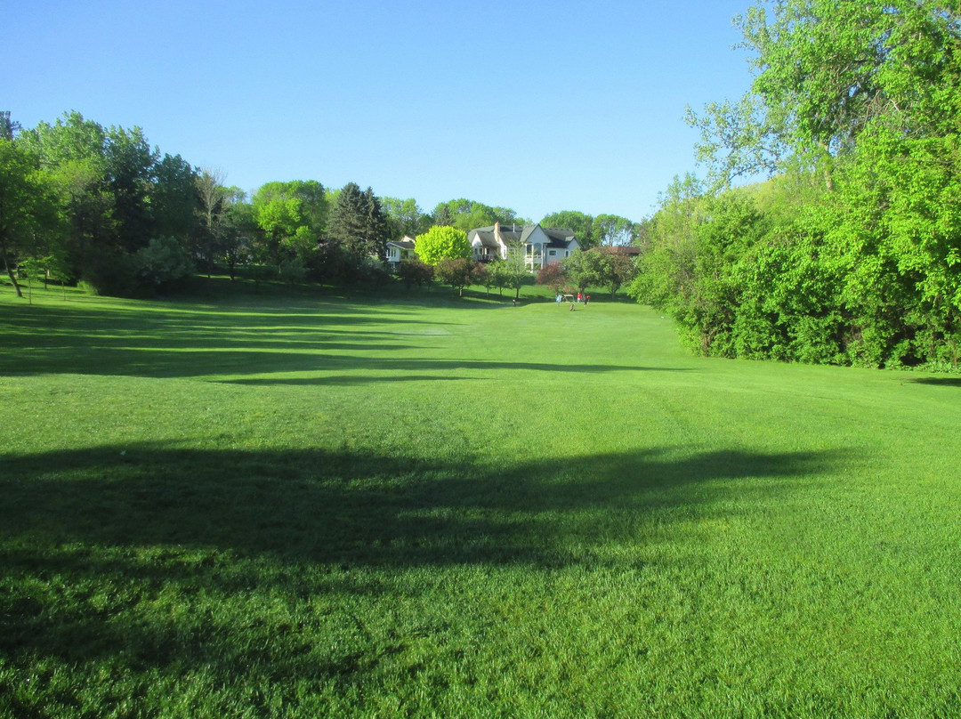 Brightwood Hills Golf Course景点图片