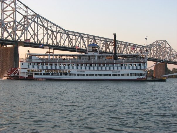 Belle of Louisville Riverboats景点图片