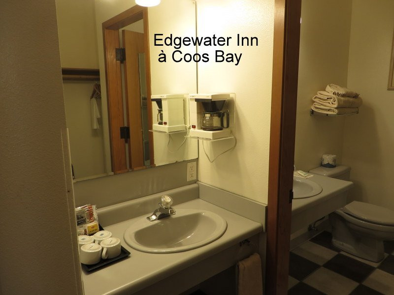 Edgewater Inn主图