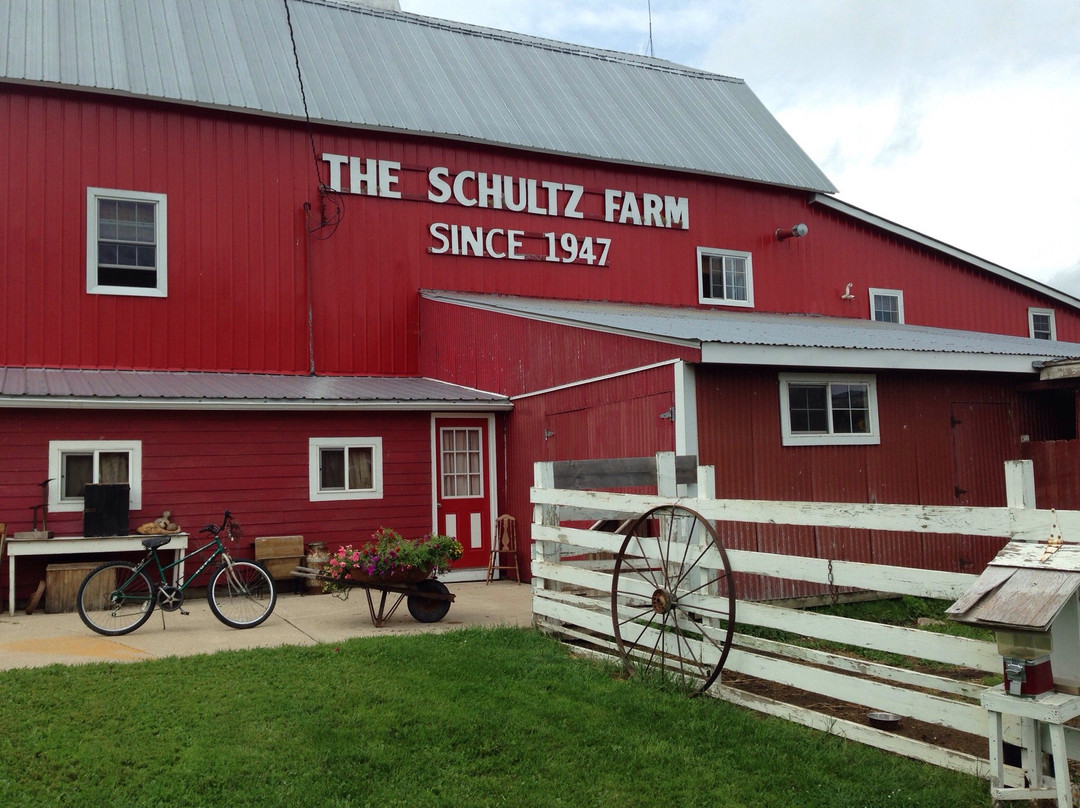 Schultz's Country Barn景点图片