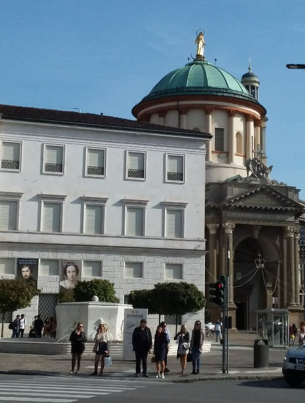 Chiesa Di Santa Maria Immacolata delle Grazie-贝加莫必去景点