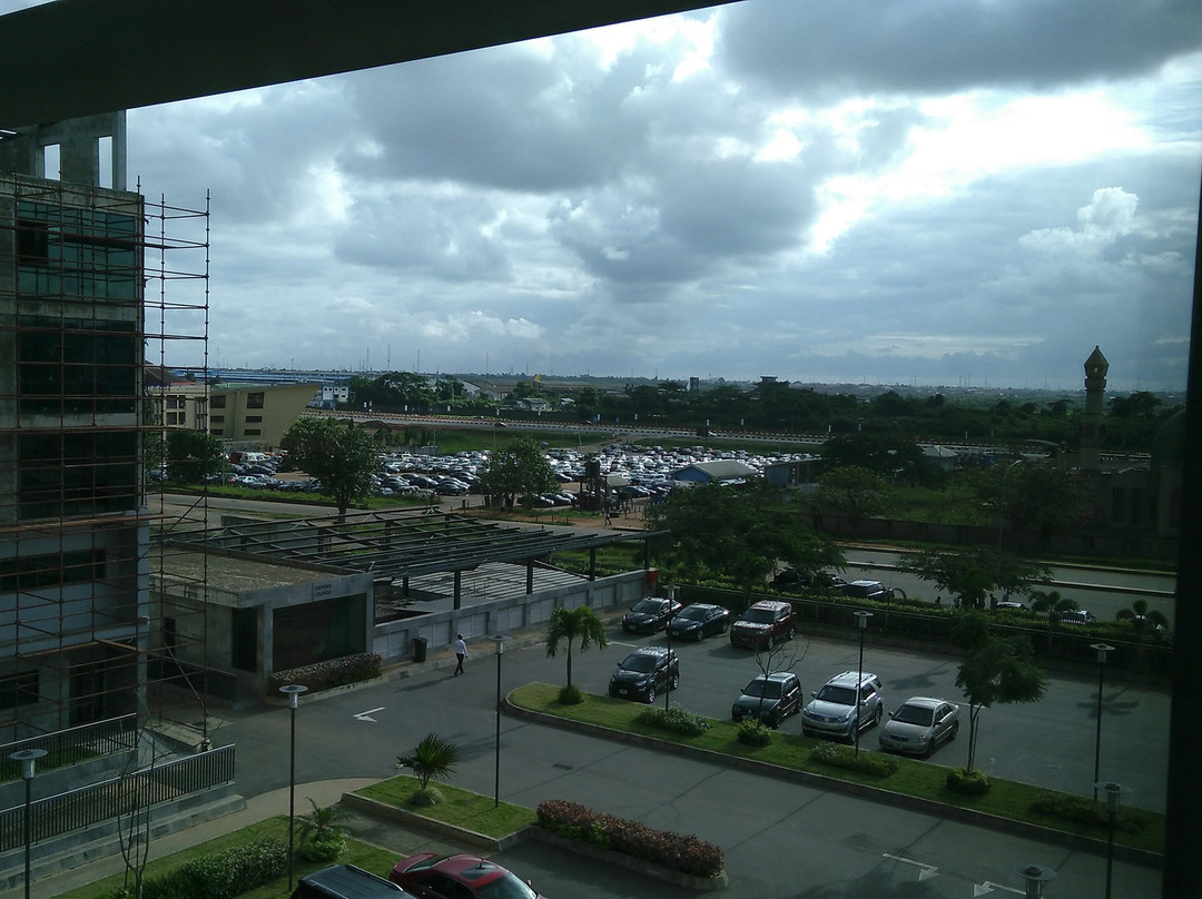 Legend Hotel Lagos Airport, Curio Collection by Hilton主图