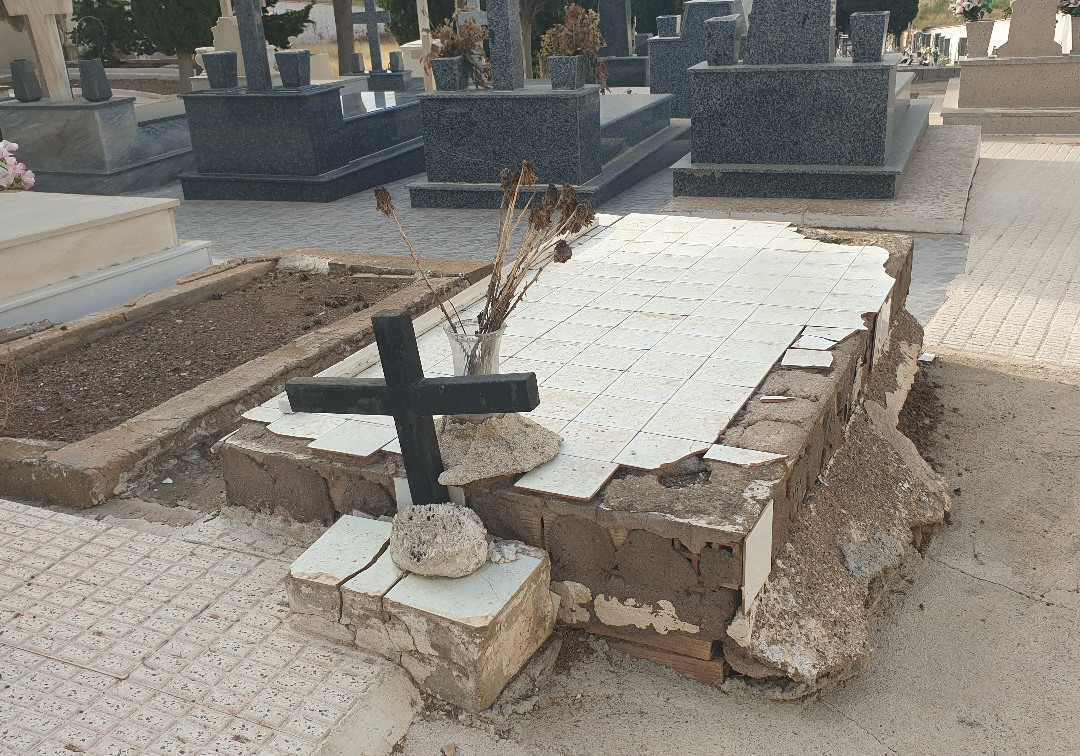 Cementerio Santiago Apostol-Portman必去景点