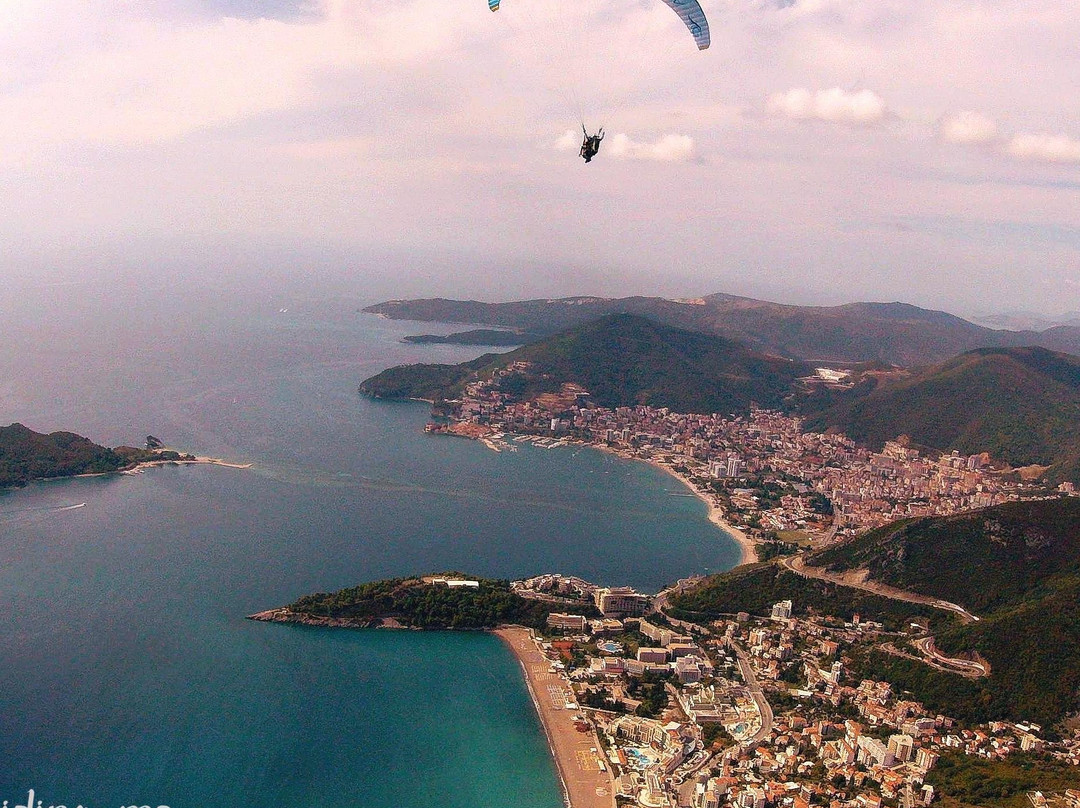 Becici Paragliding Montenegro景点图片