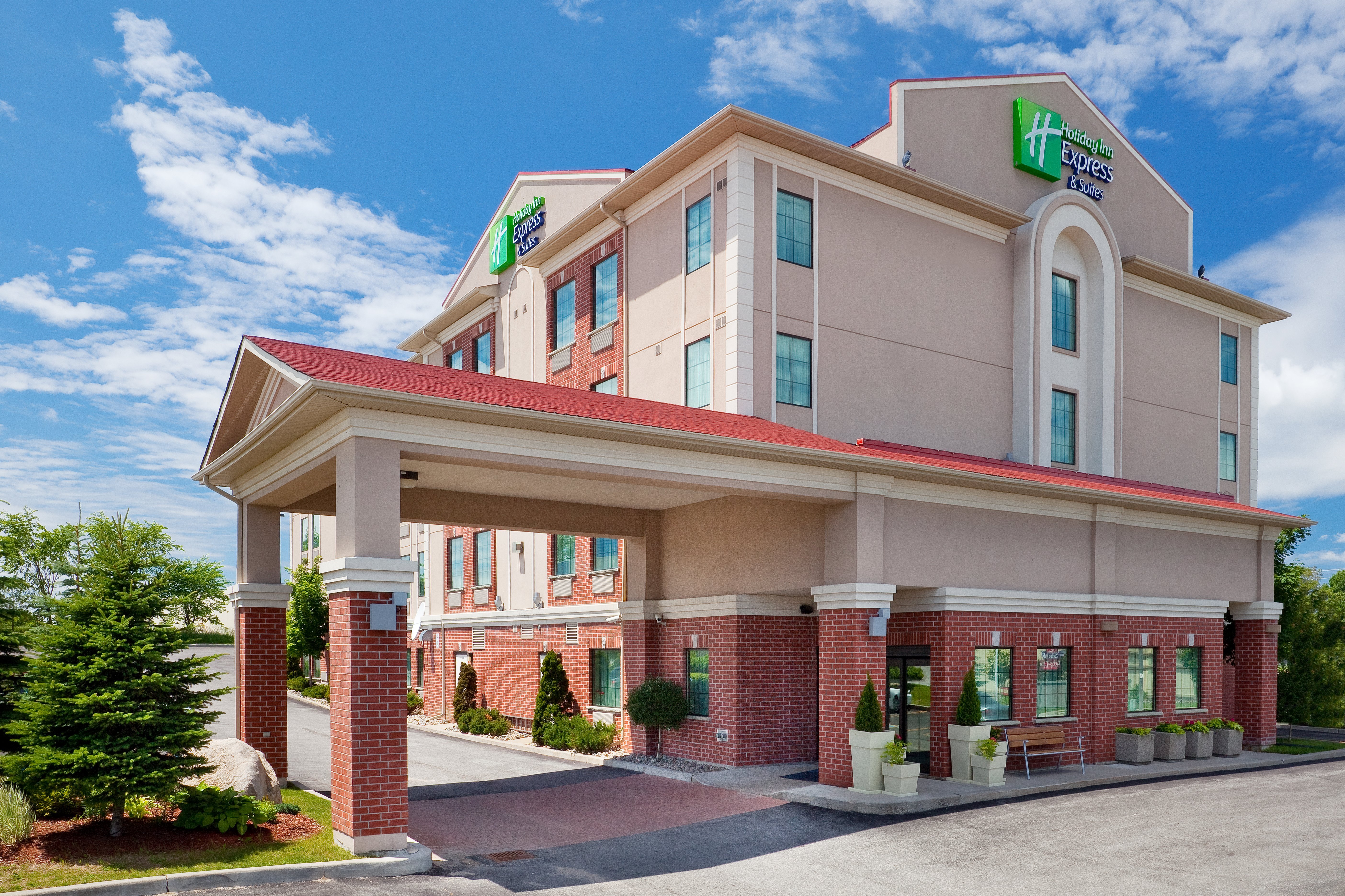 Holiday Inn Express & Suites Barrie By IHG-官方