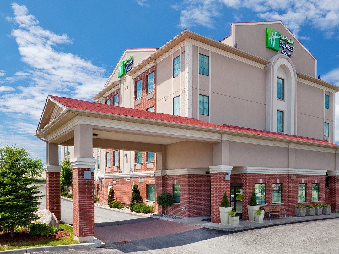 Holiday Inn Express & Suites Barrie By IHG主图