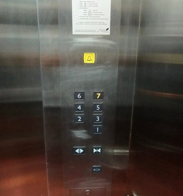 便捷素万那普格兰德普拉斯酒店主图