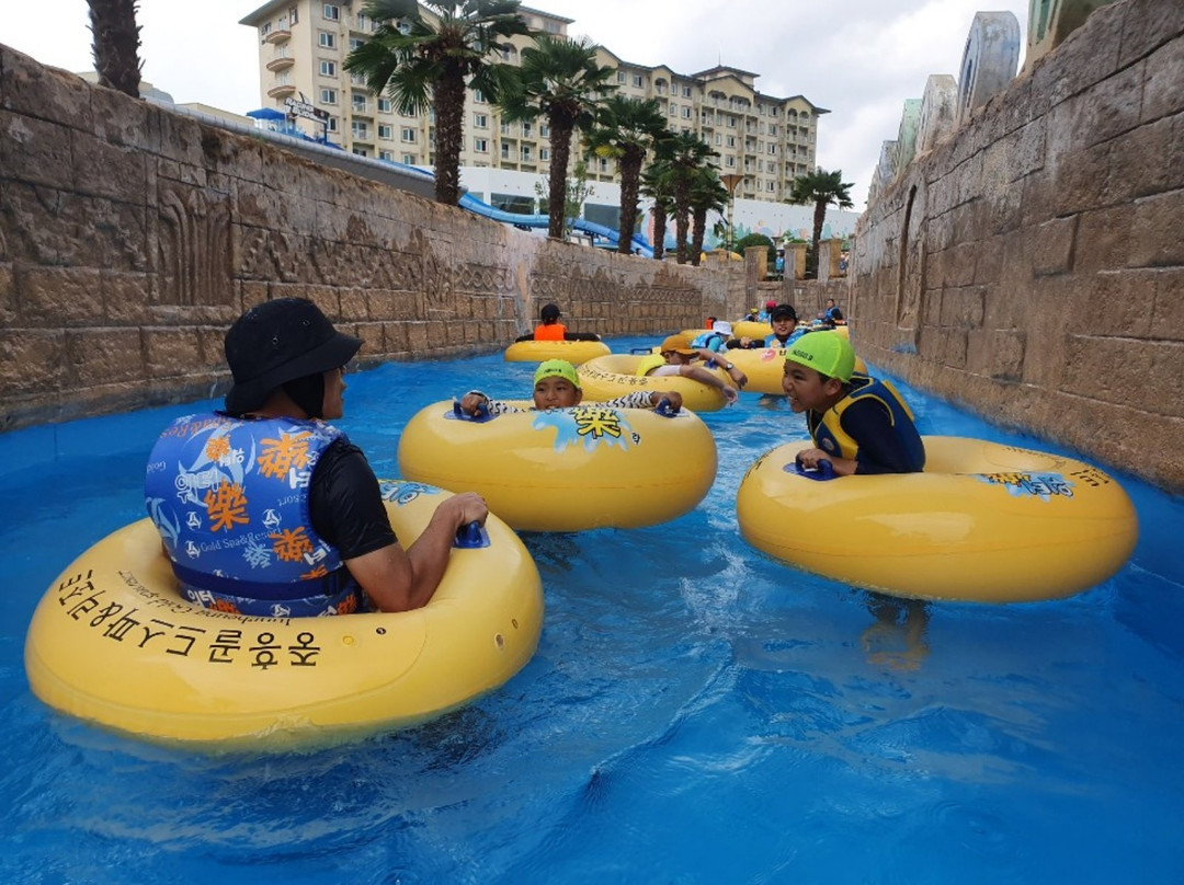 朱恩胡恩黄金 Spa 度假村主图