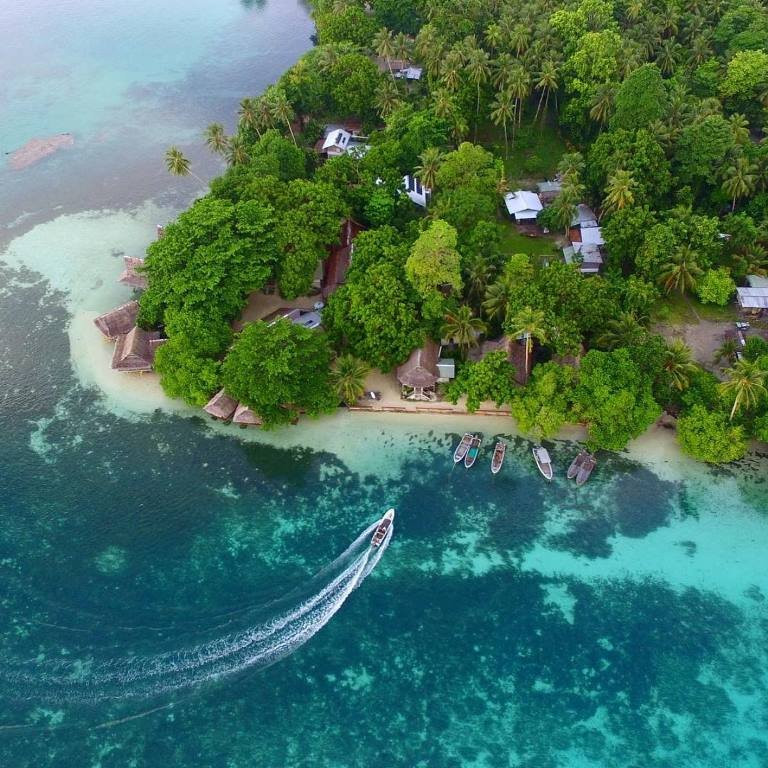 Nusa Island Retreat