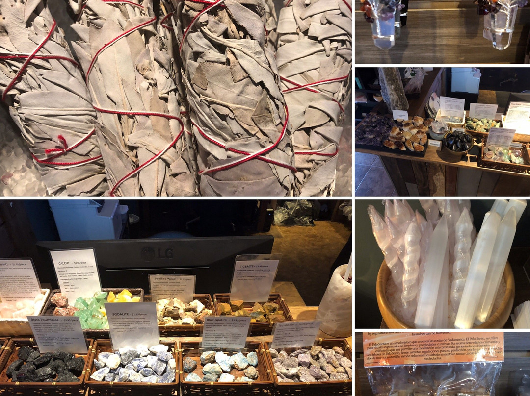 AURA salt cave and wellness-East Amherst必去景点