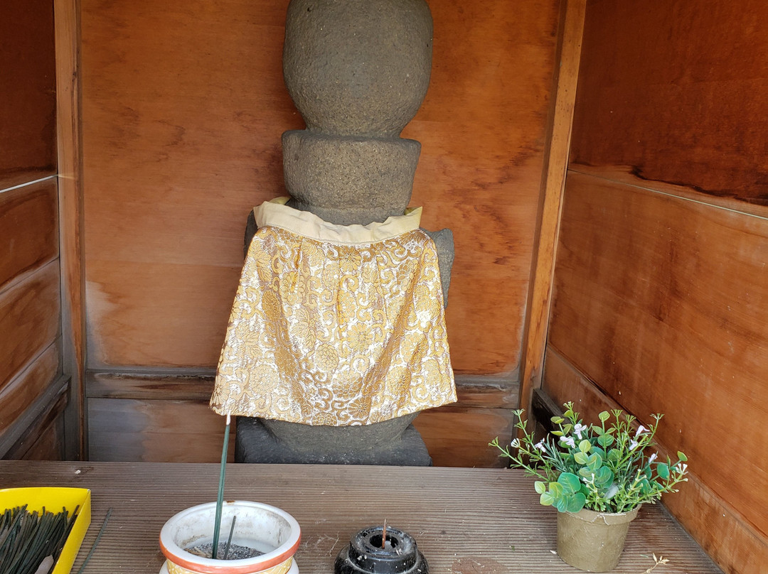 Burial Site of Yoshitsugu Otani's Head-米原市必去景点