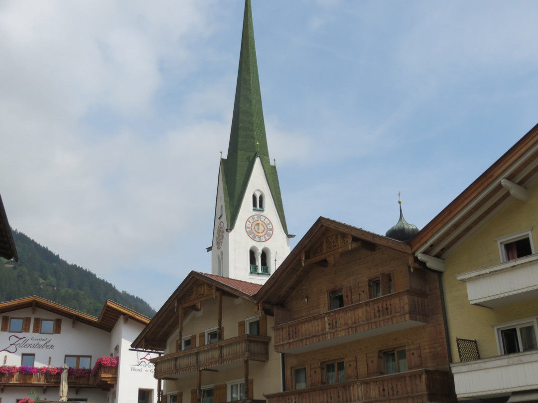 Parish Church Zell am Ziller景点图片