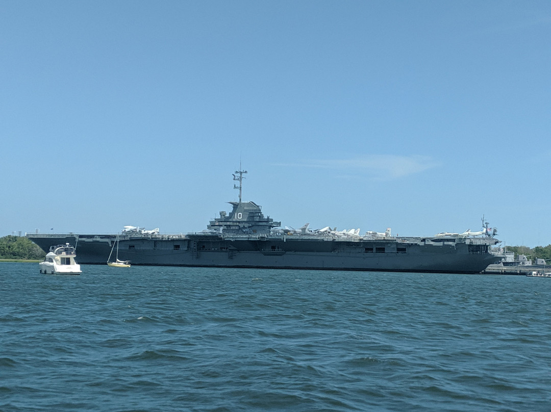 Charleston Harbor Tours景点图片