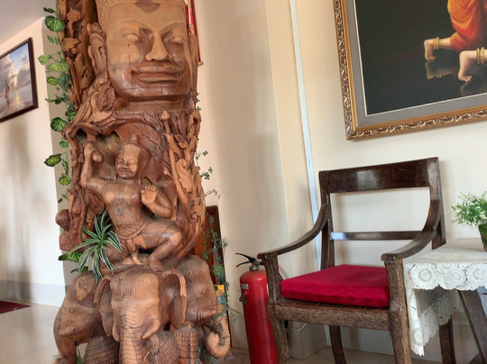 暹粒河畔酒店主图