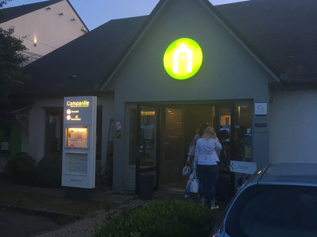 迪南 - 塔登钟楼酒店主图