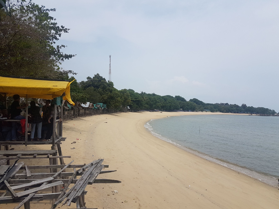 Pantai Pelawan景点图片