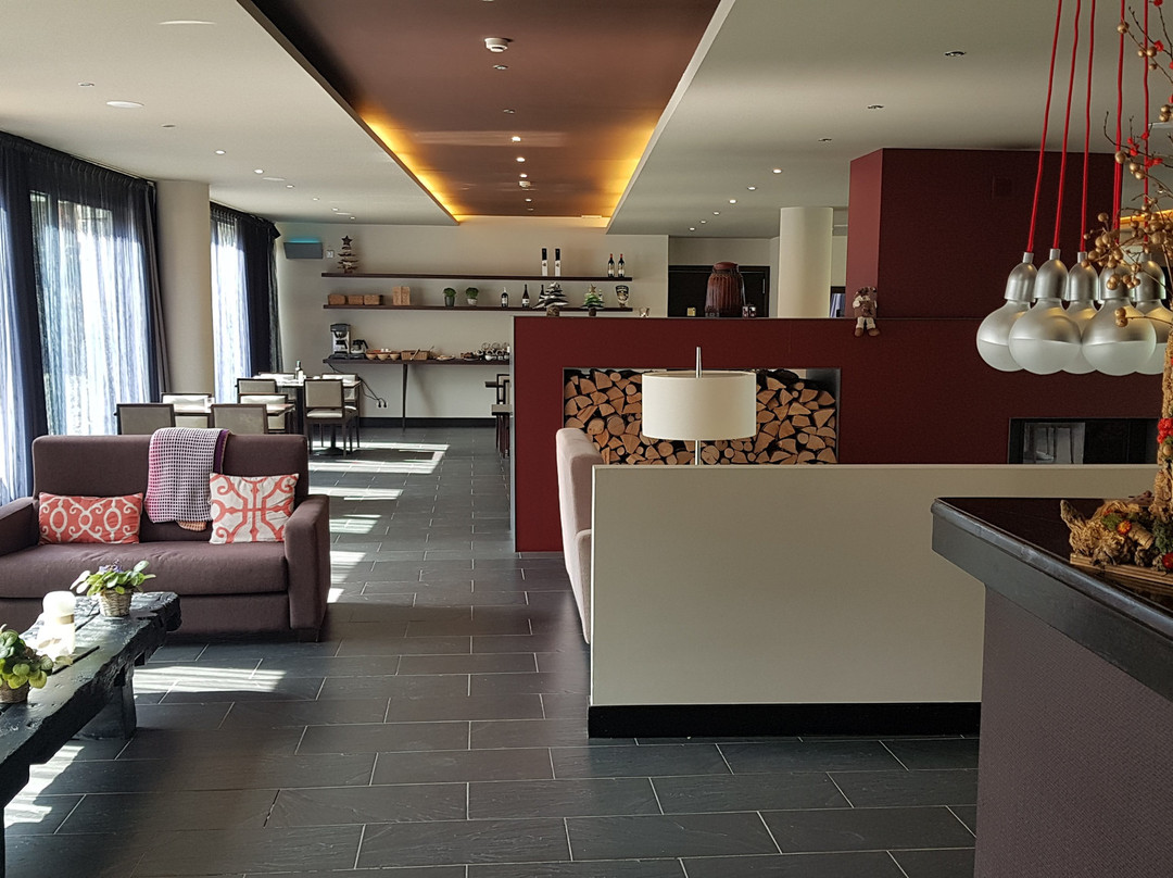 伯纳特德索酒店主图