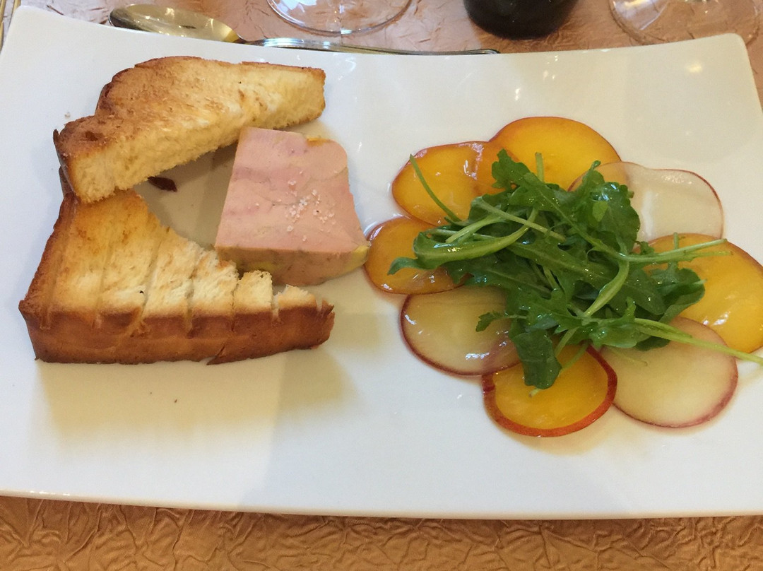 Logis Hôtel de la Tour主图