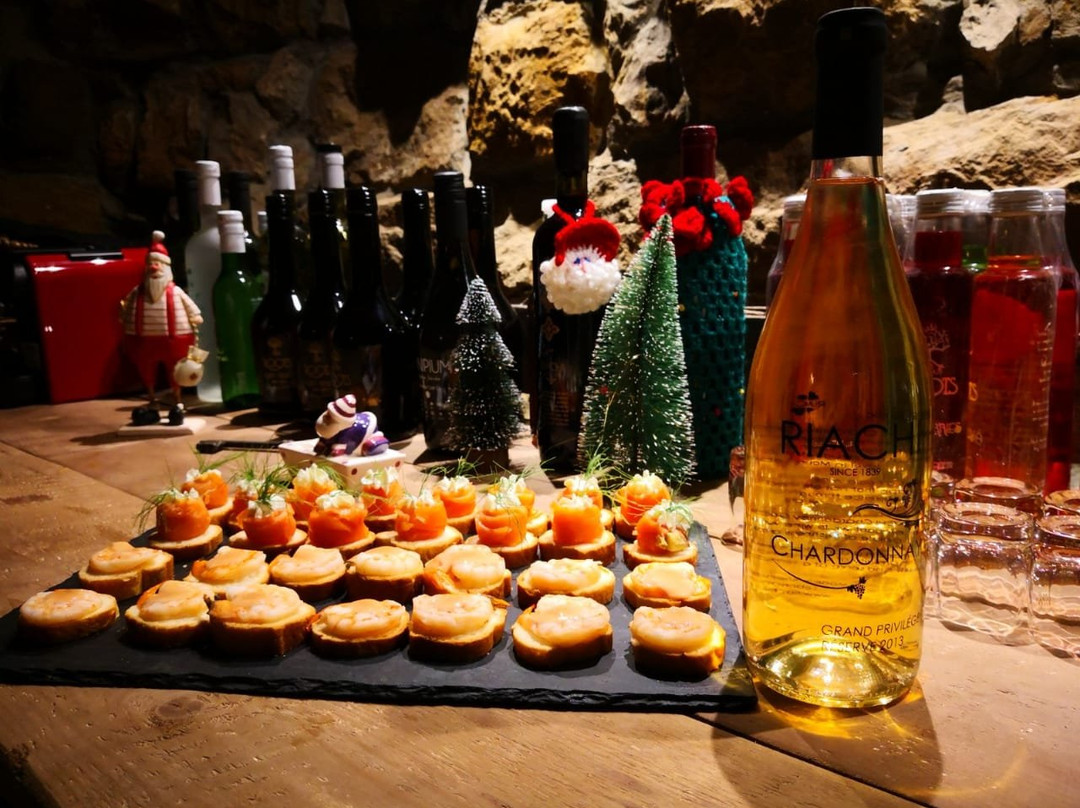 Riachi Winery & Distillery-El Khenchâra必去景点