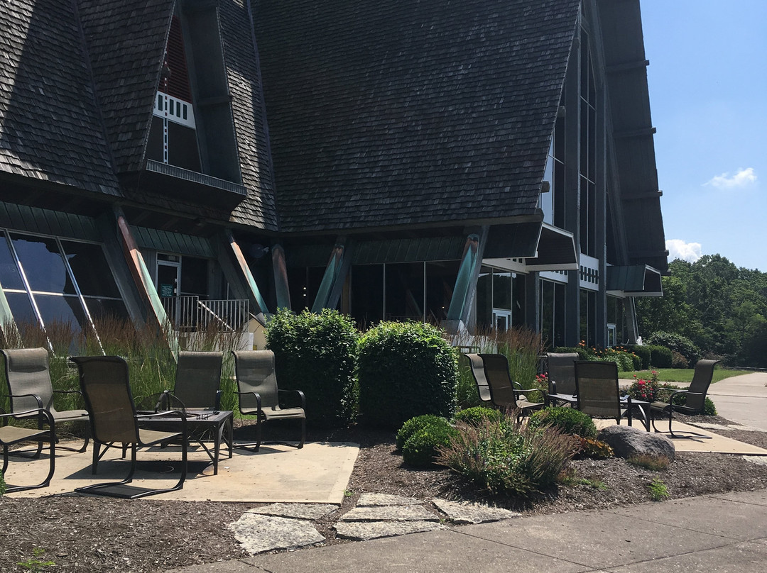 Hueston Woods Lodge and Conference Center主图