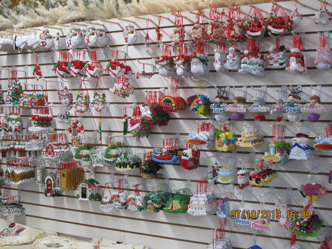 Christmas Village Store-拉皮德城必去景点