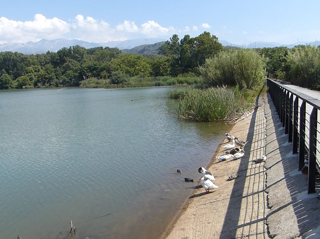 Lake Agias景点图片