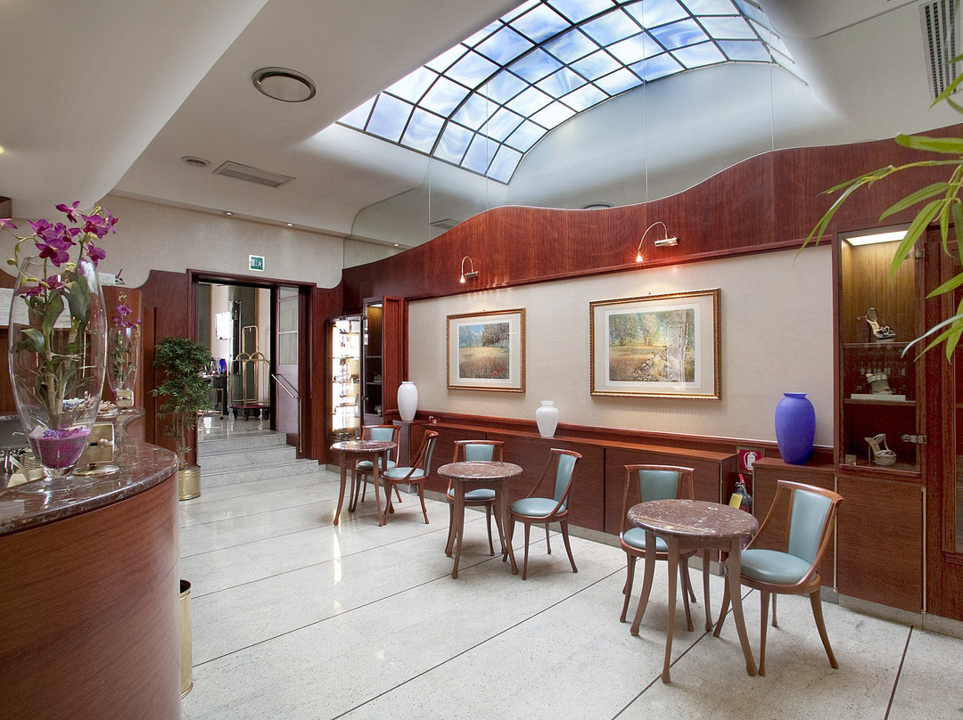 Hotel Palace主图