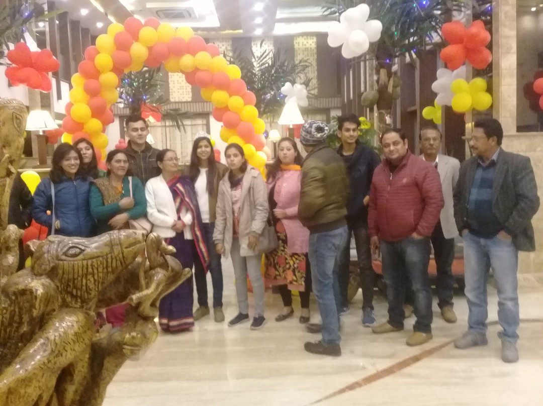 Devashish Hotel主图