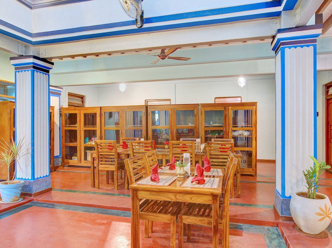 OYO 8928 Les Boganveillea主图