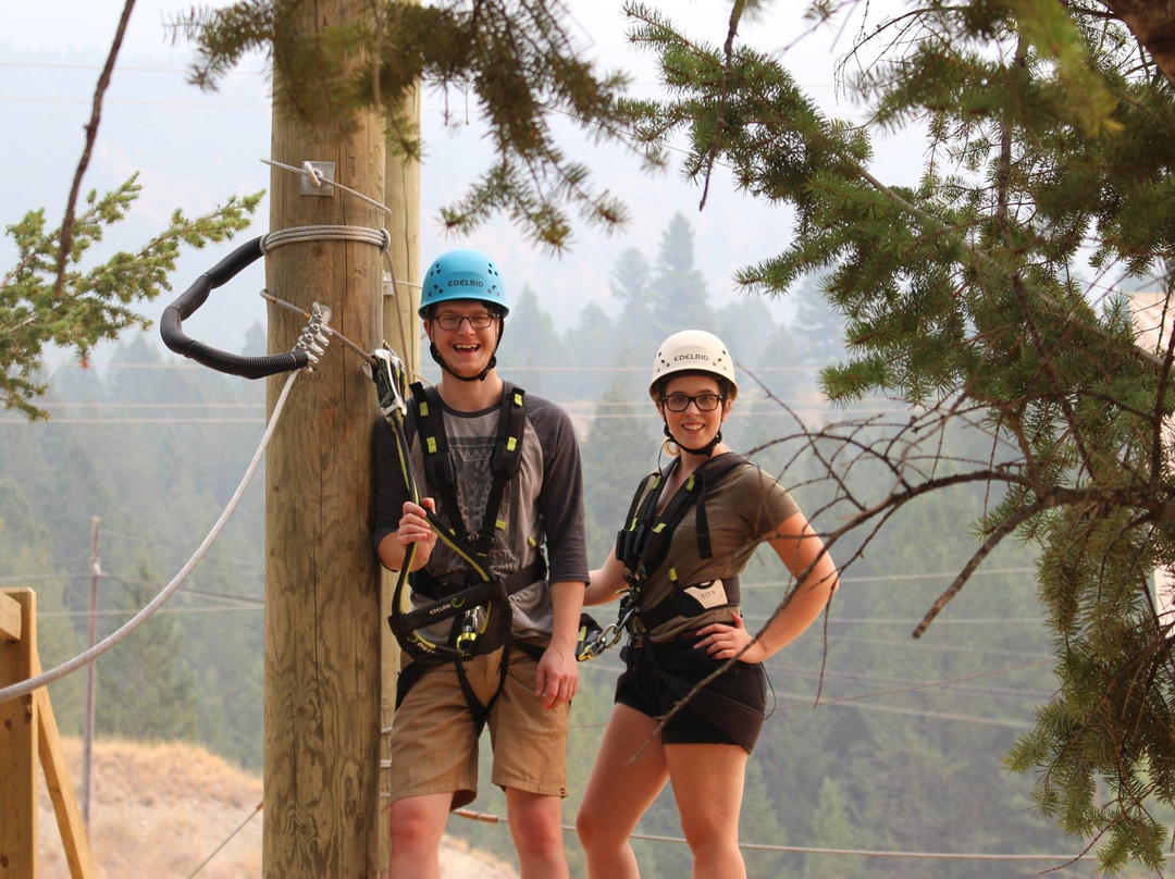 Valley Zipline Adventures景点图片