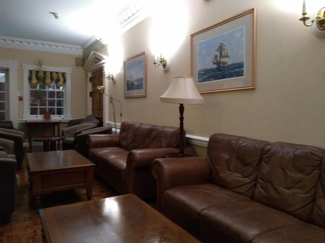 Elme Hall Hotel主图