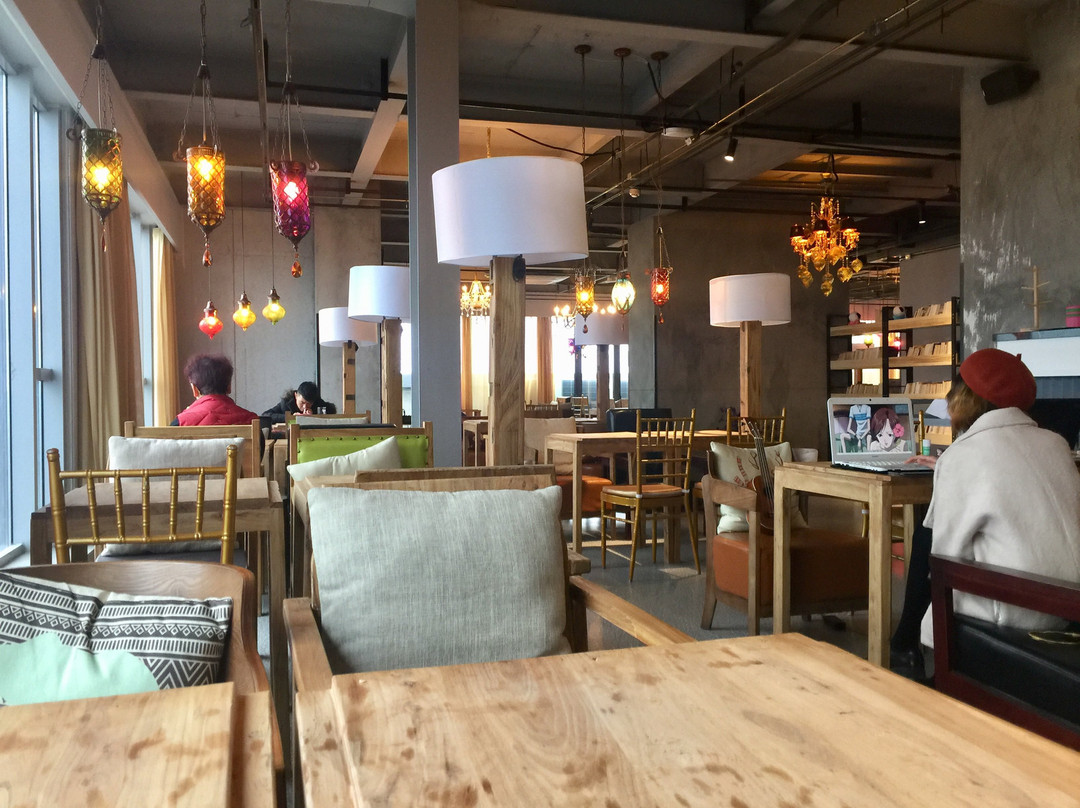 都江堰中心智选假日酒店主图