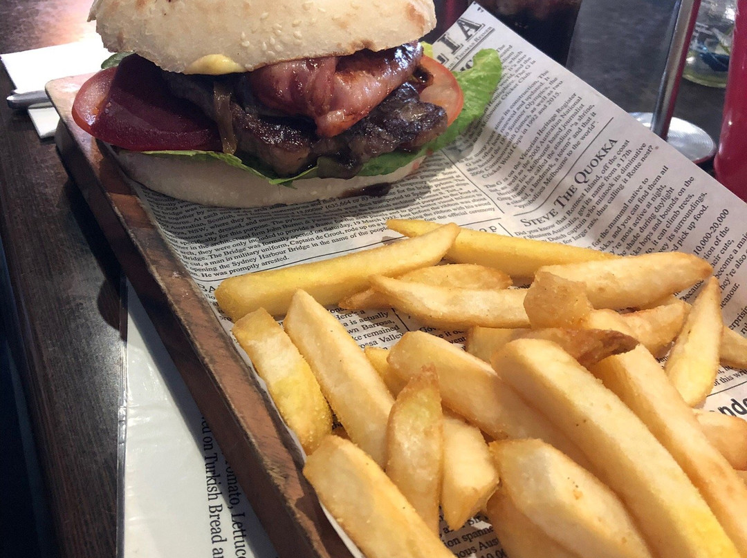 Cow & Calf Hotel主图