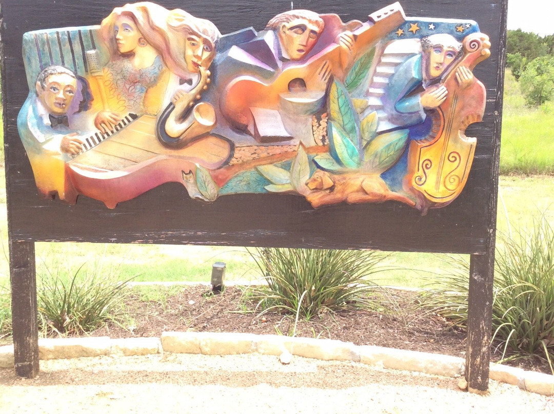 Cedar Park Sculpture Garden-斯德伯克必去景点