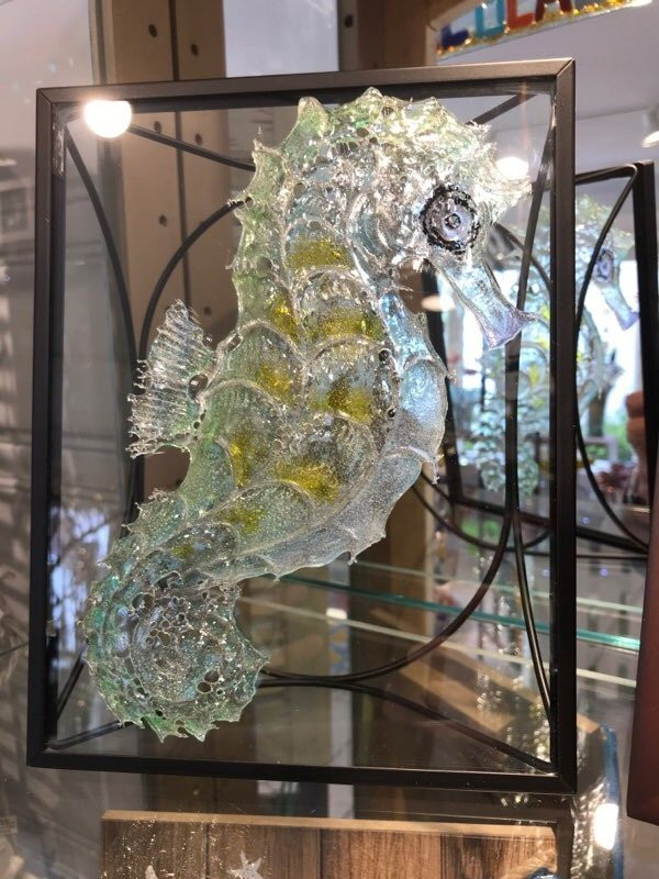 The Laffing Glass景点图片