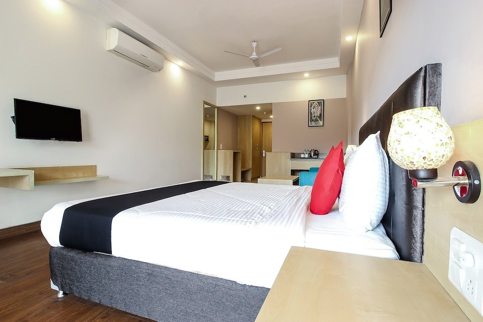 Capital O 13727 Hotel Aarogyam Suites主图
