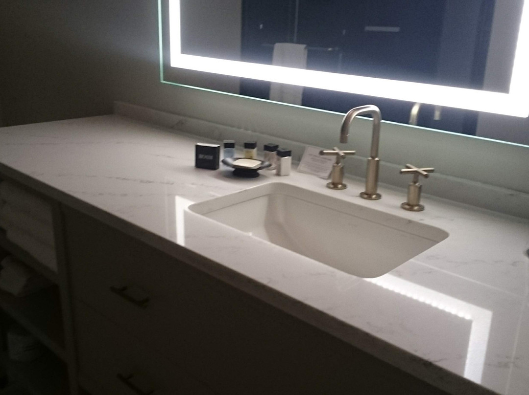 The Hotel Concord主图