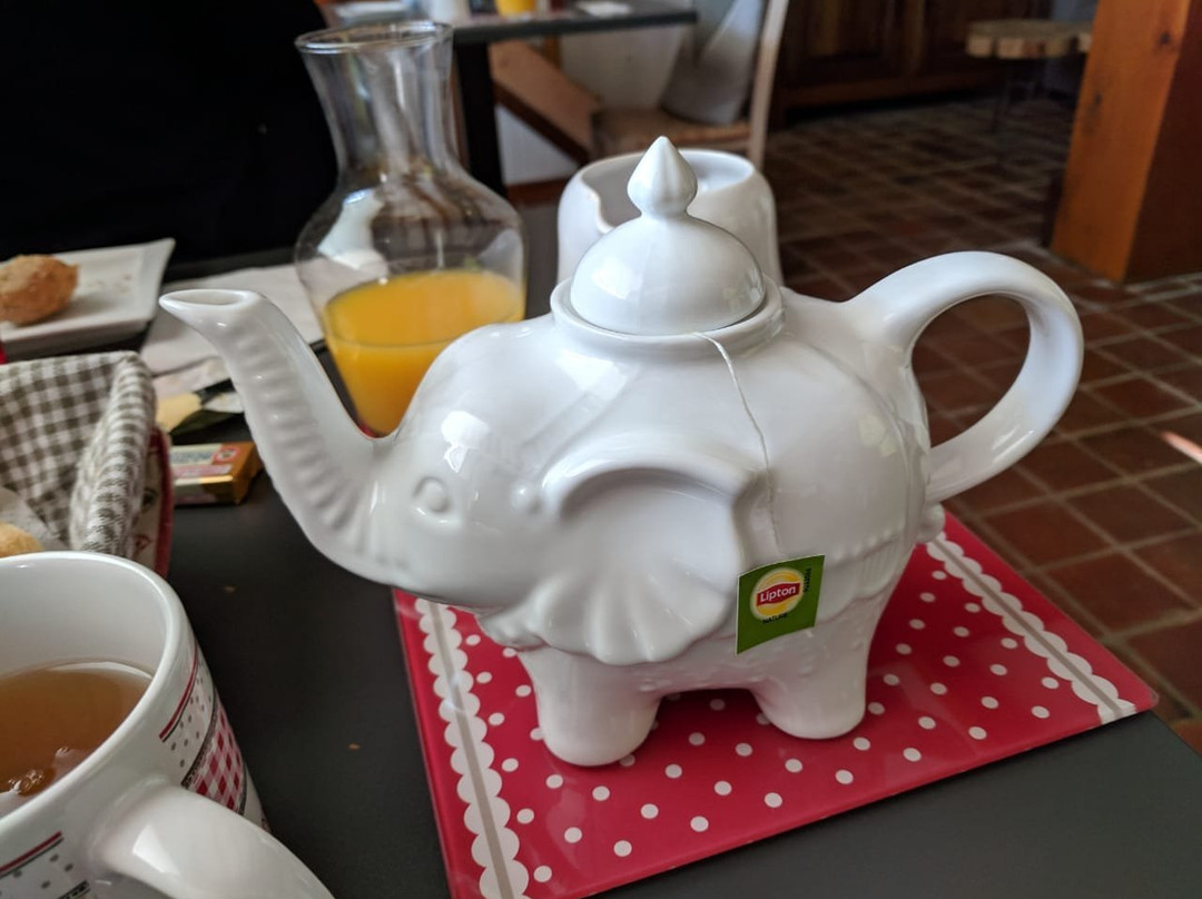 LA城堡庄园杜红磨坊酒店 - 圣米歇尔山主图