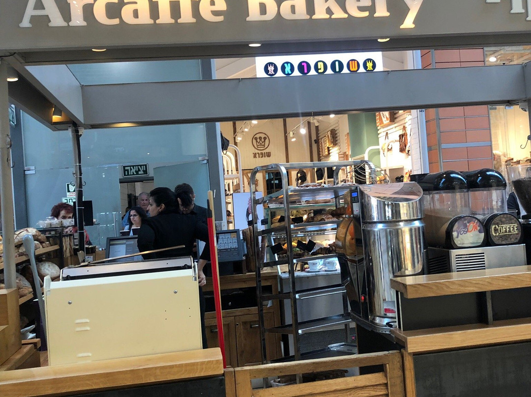 Shivat Hakohavim Mall-荷兹利亚必去景点