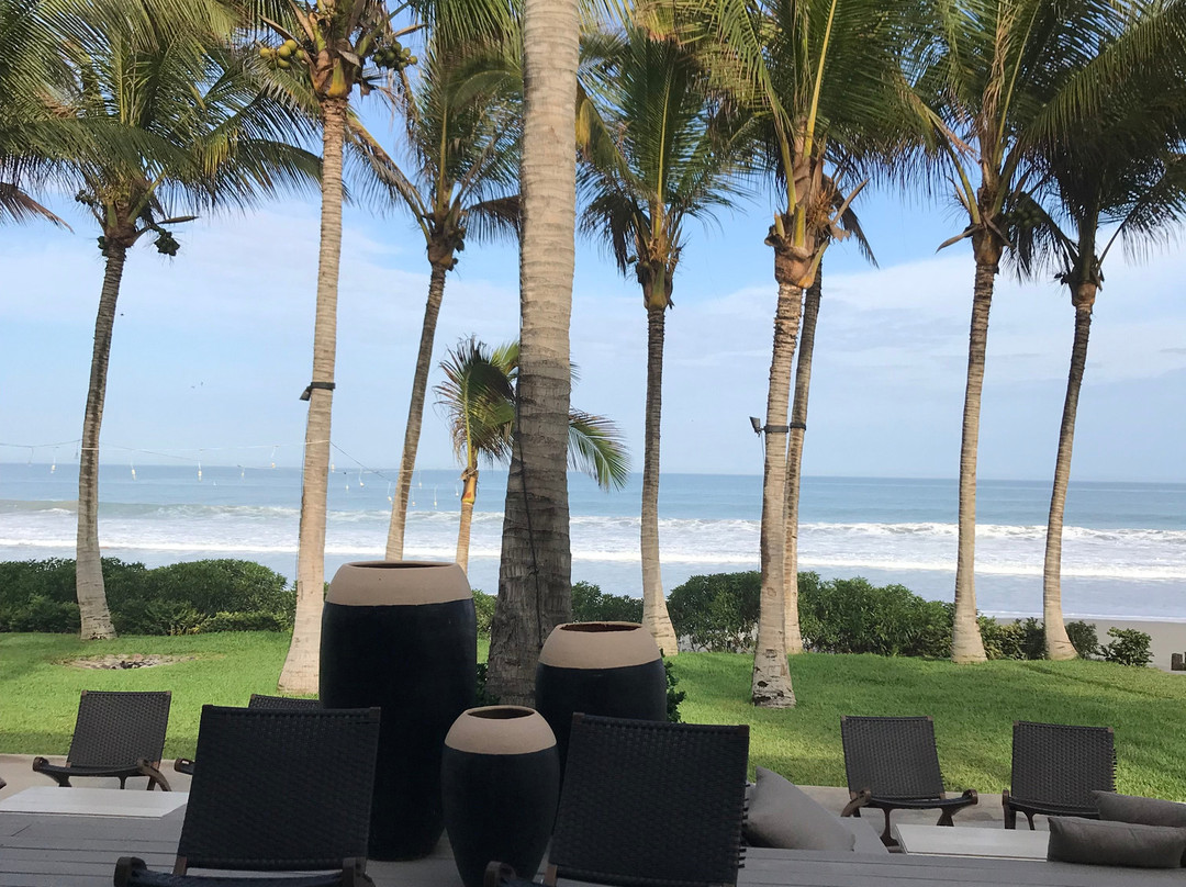 马库拉艾维纳酒店主图