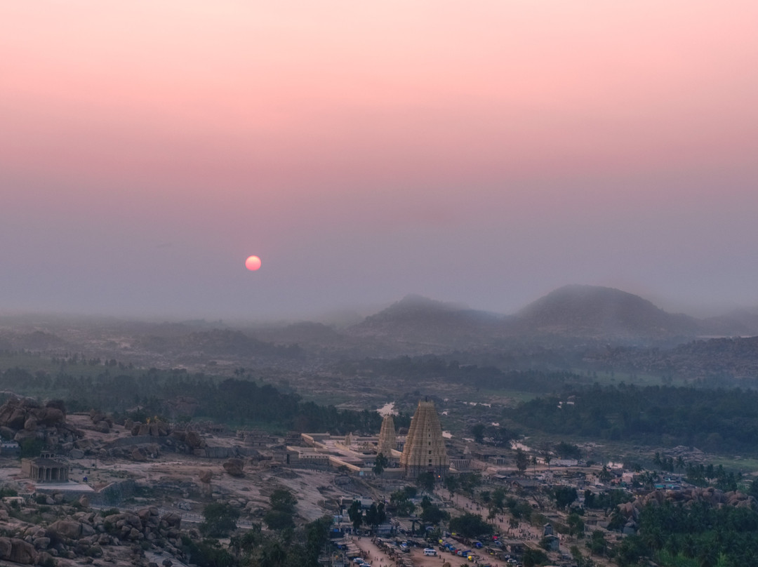 Matanga Hill景点图片