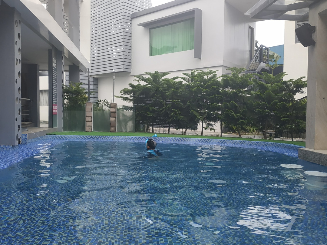 埃洛伊萨皇家套房酒店主图