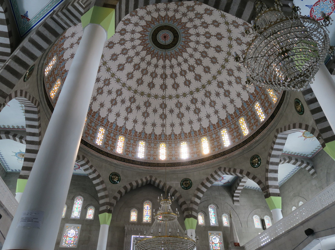 Kursunlu Camii-开塞利省必去景点