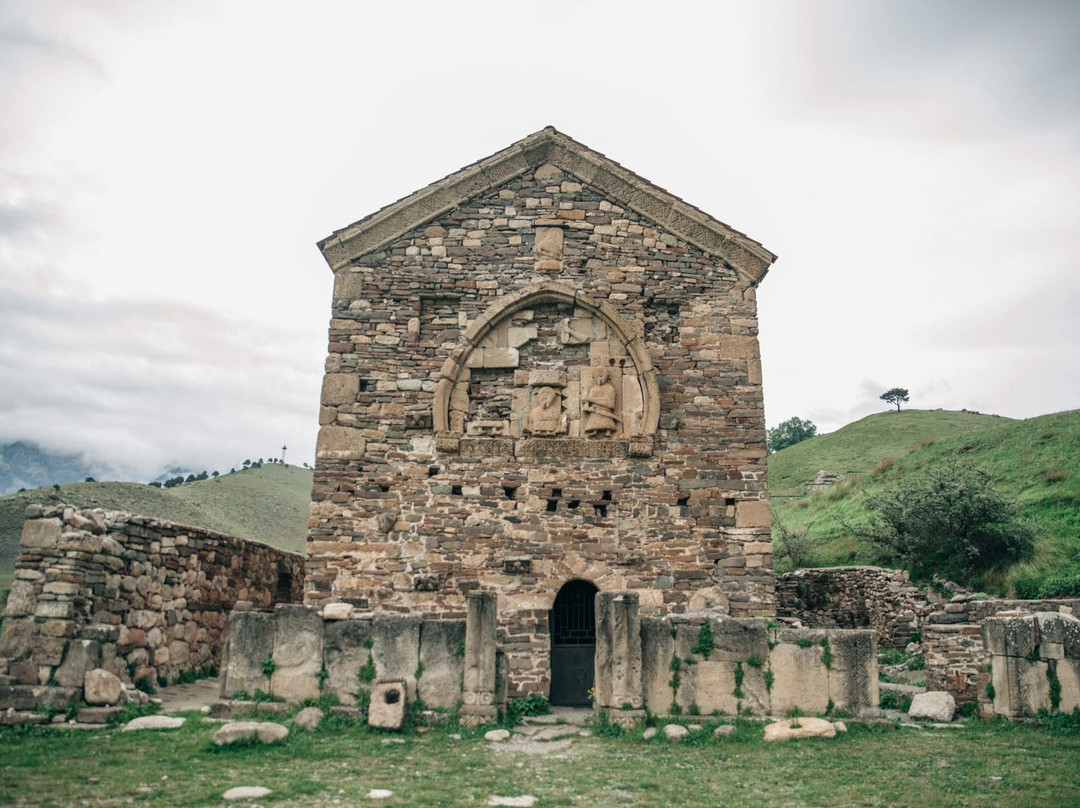 Tkhaba-Yerdy Church景点图片