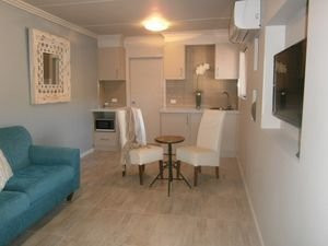 Kindred Studio Apartments主图