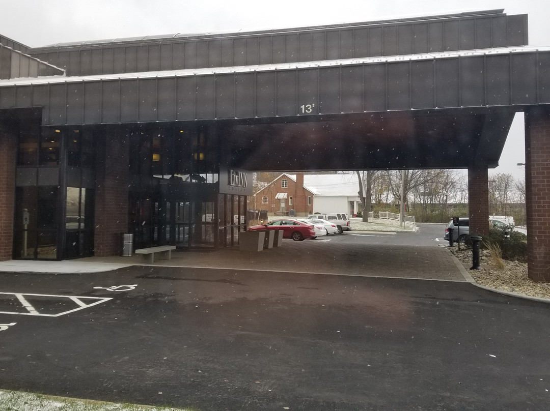 北辛辛那提/沙伦维尔丽芙茵酒店主图