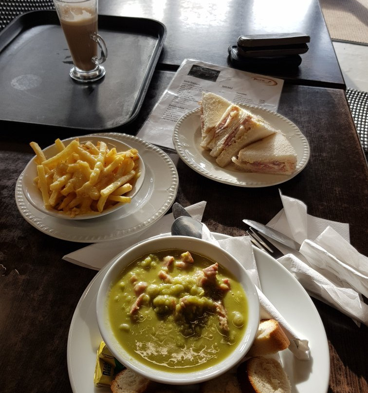 The Boathouse Cafe