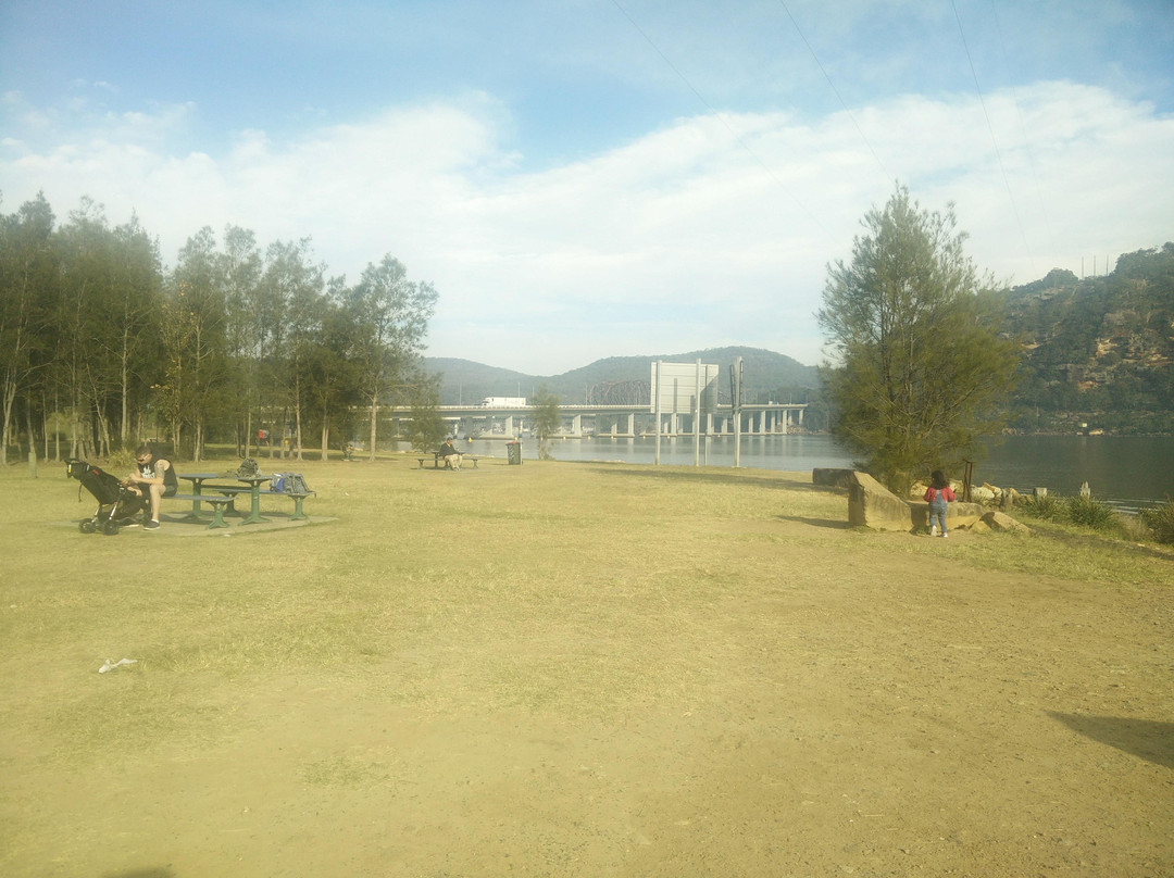 Hawkesbury River景点图片