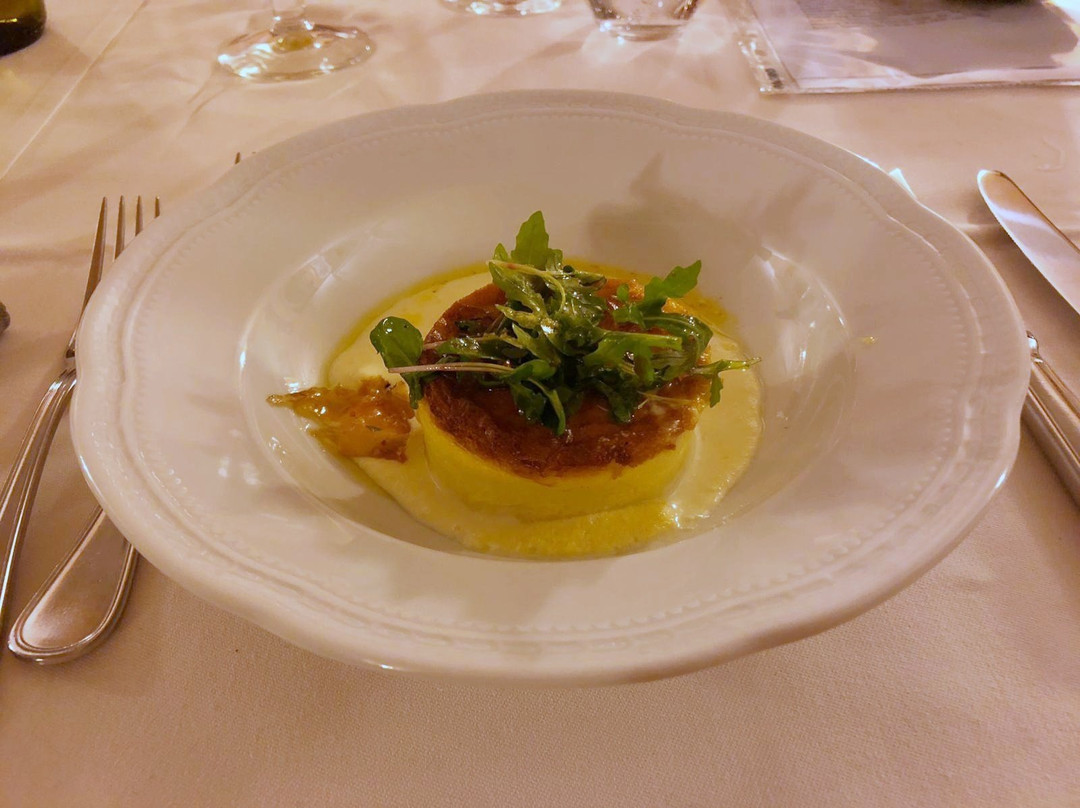 艾尔庞特酒店主图